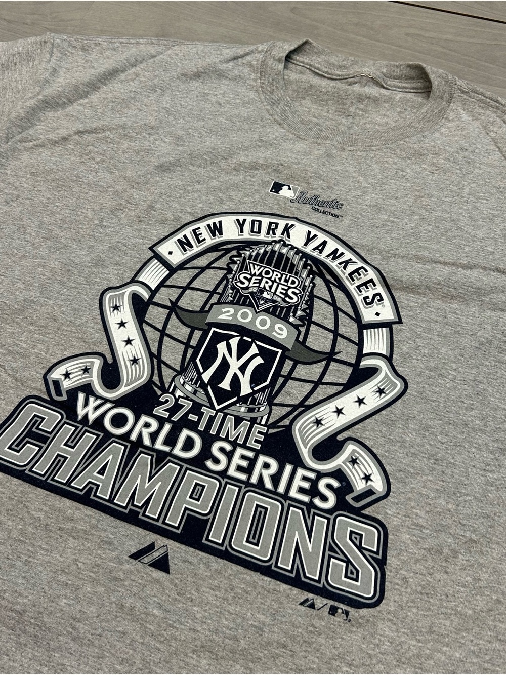 2009 New York Yankees 27-Time World Series Champions T-Shirt Mens 2XL Gray MLB